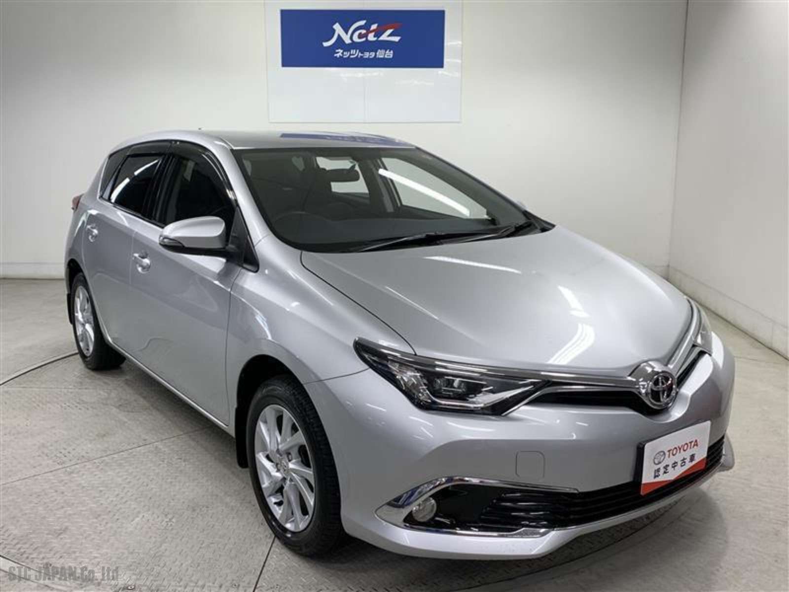 Buy Japanese Toyota Auris At STC Japan