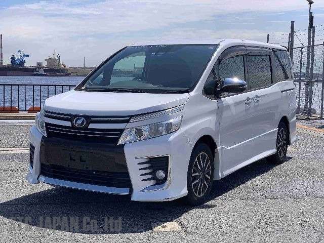 Toyota Voxy 2016 2000cc Image