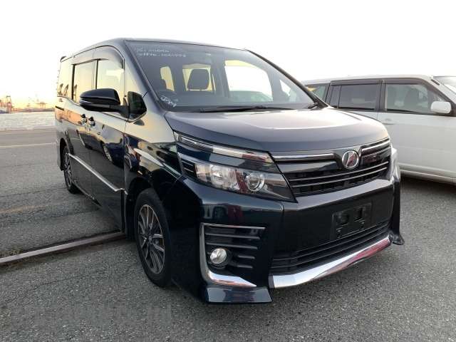Toyota Voxy 2016 2000 Image