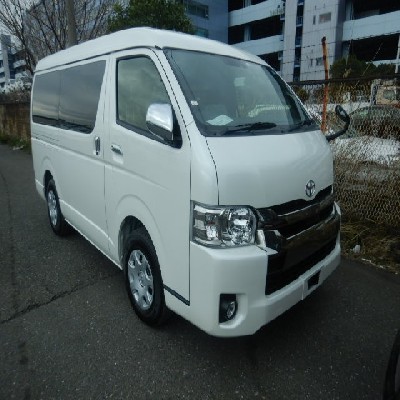 Buy Japanese Toyota Hiace  At STC Japan