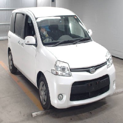 Buy Japanese Toyota Sienta At STC Japan