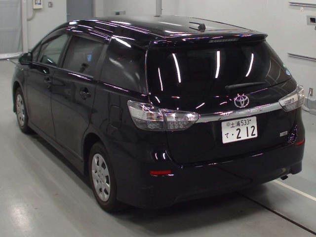 Toyota Wish 2013 1800Cc Image  - STC Japan