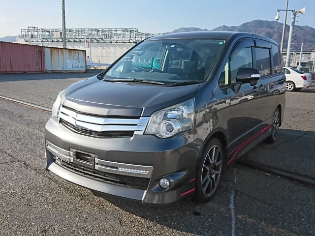 Toyota Noah 2012 2000CC Image  - STC Japan