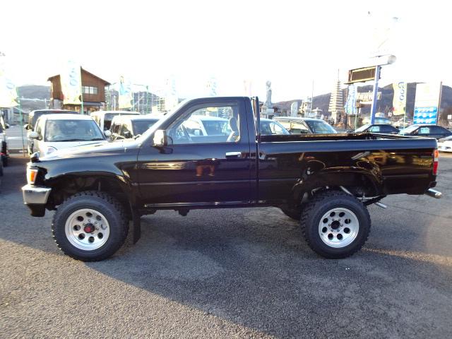 Toyota Hilux 1992 2800cc Image  - STC Japan