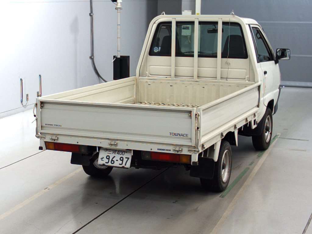 Toyota Town Ace Truck 2001 1800 Image  - STC Japan